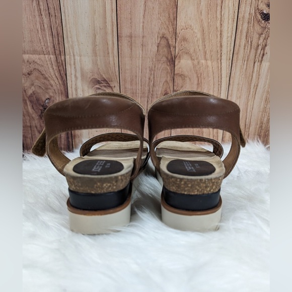 Josef Seibel Clea 09 Women’s Sandals Black Leather Wedge Cork, size 42 NWOB - Picture 4 of 8